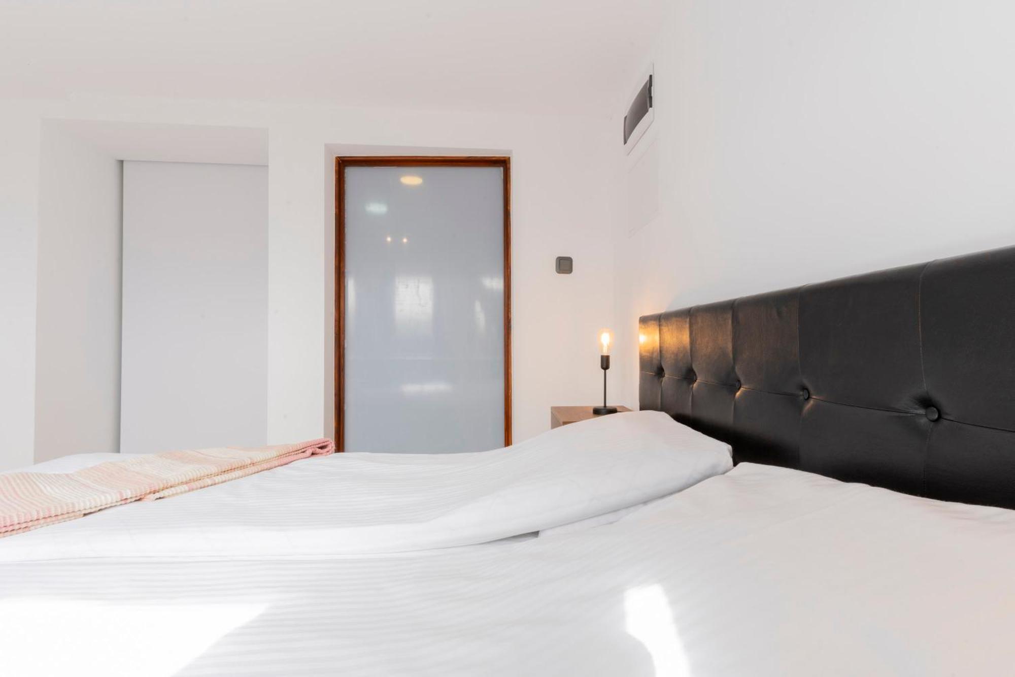וליקו טורנובו Bobevata Guest House - Floor 1 - Stunning View Old Town מראה חיצוני תמונה