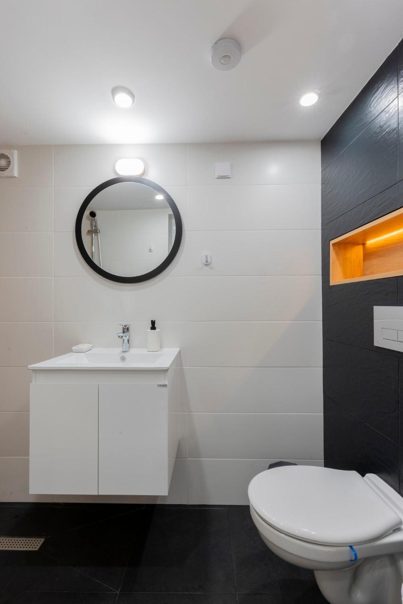 וליקו טורנובו Bobevata Guest House - Floor 1 - Stunning View Old Town מראה חיצוני תמונה