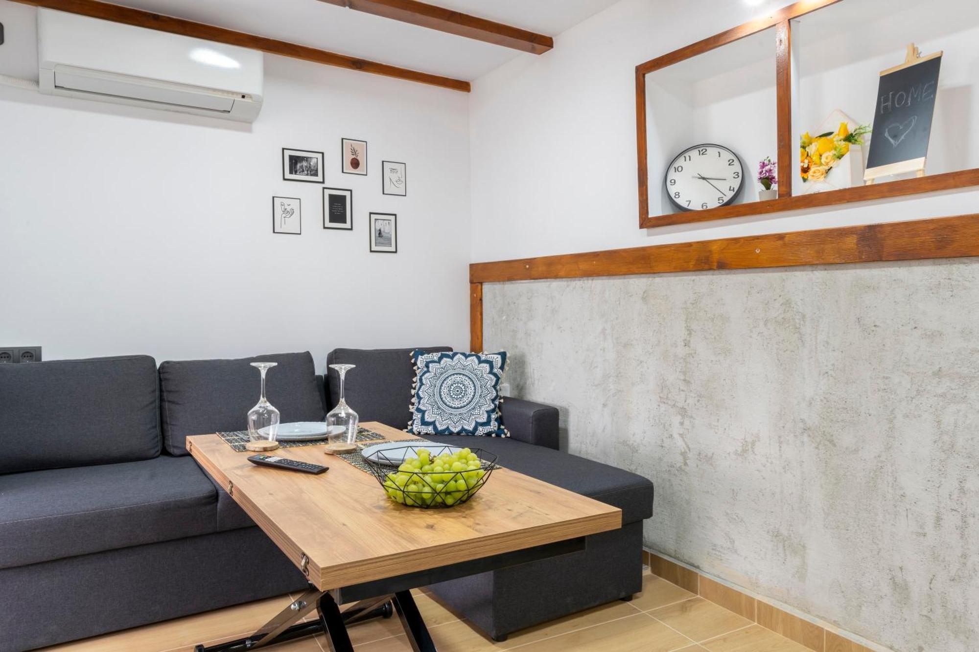 וליקו טורנובו Bobevata Guest House - Floor 1 - Stunning View Old Town מראה חיצוני תמונה
